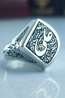 انگشتر نقره مردانه رکاب نقطه بسم الله نقش علی من نقطه تحت با بسم الله هستم به عربی کد ۱۰۵۴